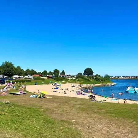 Holiday park Houseboats Rhederlaagse Meren