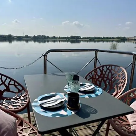 פארק נופש Houseboats Rhederlaagse Meren *