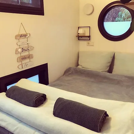 פארק נופש Houseboats Rhederlaagse Meren Lathum