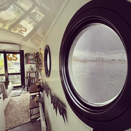 פארק נופש Houseboats Rhederlaagse Meren Lathum